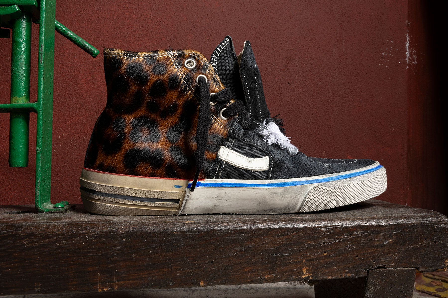 CALY STAR ANIMALIER – Paul Easterlin